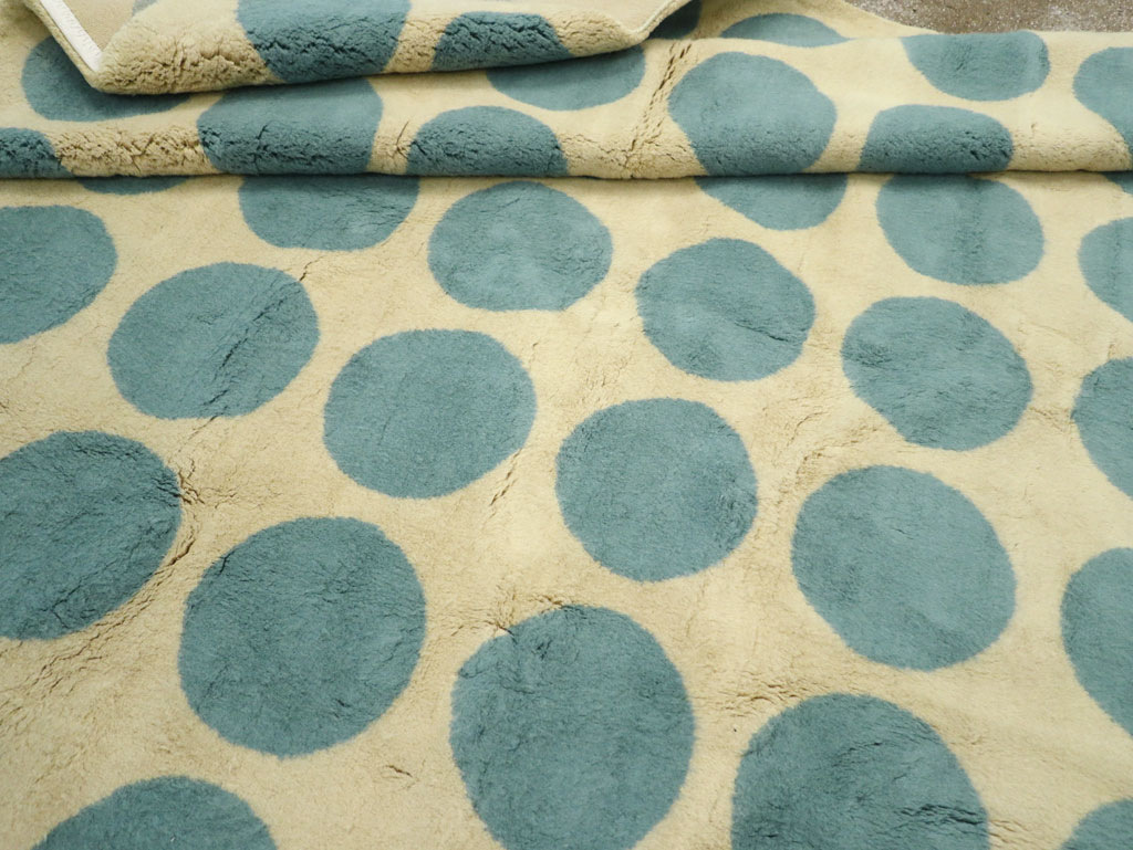 Modern Turkish Room Size Carpet, No.32287 - Staging