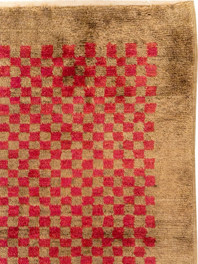 Vintage Turkish Art Deco Style Anatolian Small Room Size Carpet, No.32291 - Staging