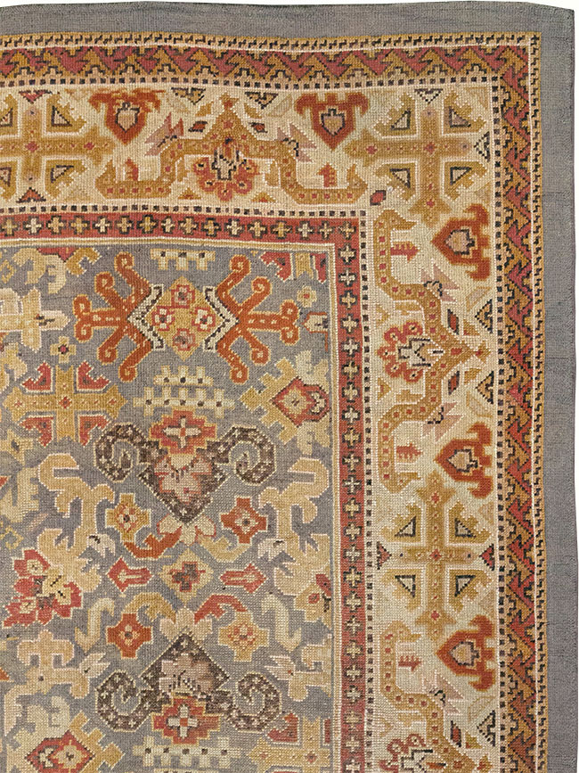 Vintage Irish Donegal Room Size Carpet, No.32312 - Staging