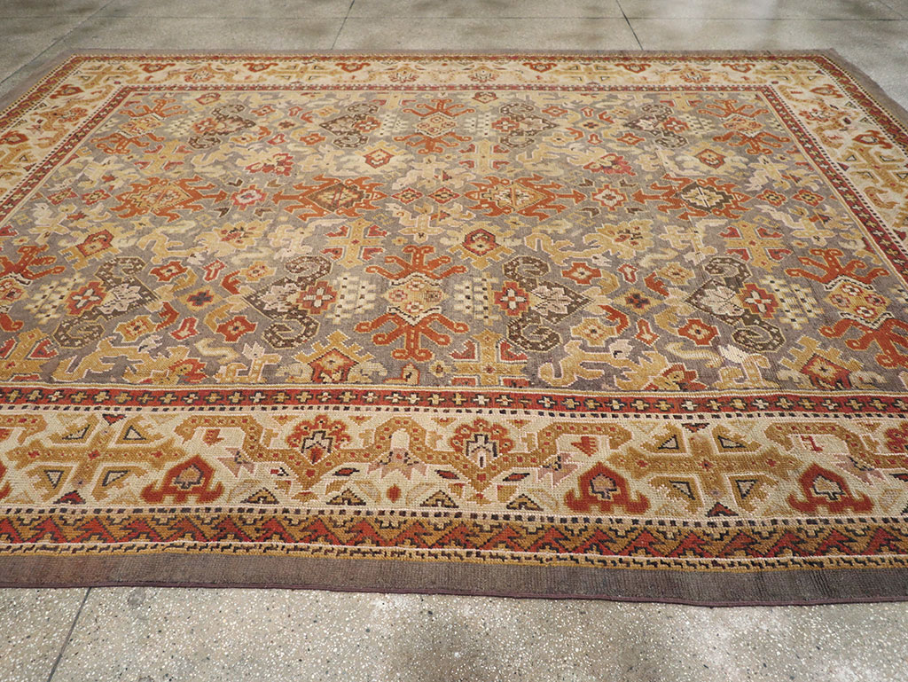 Vintage Irish Donegal Room Size Carpet, No.32312 - Staging