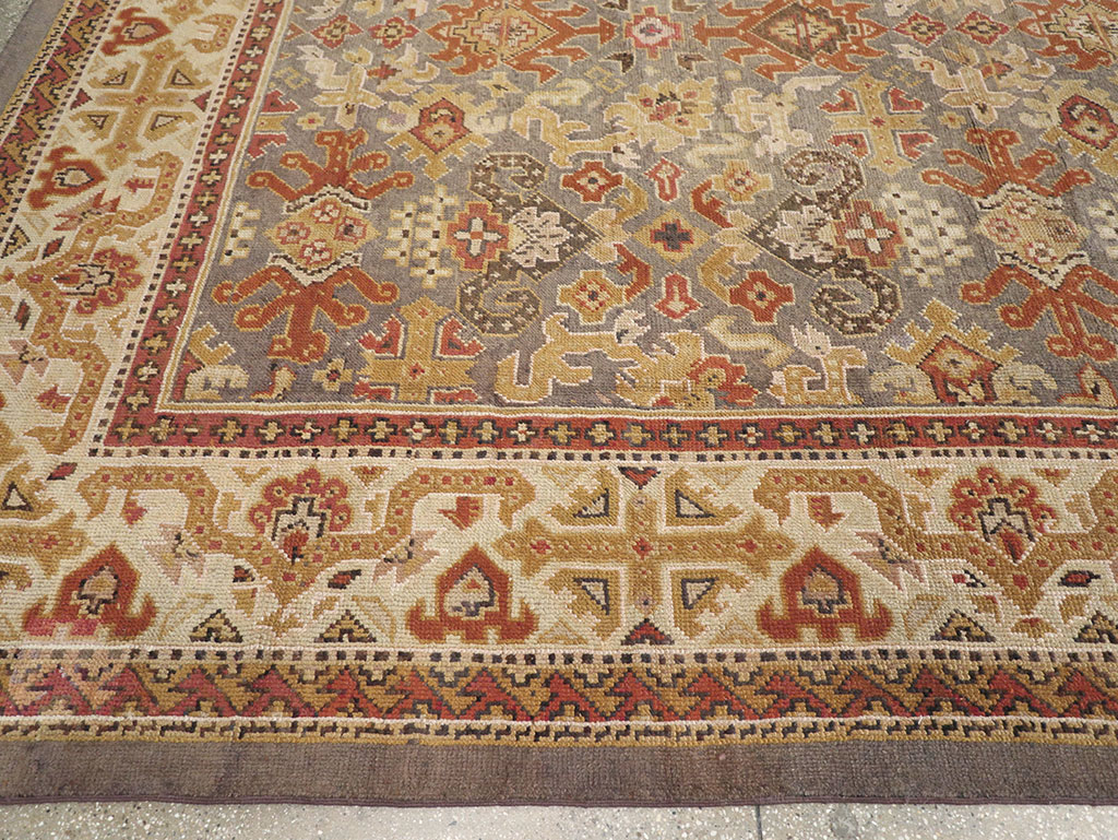 Vintage Irish Donegal Room Size Carpet, No.32312 - Staging