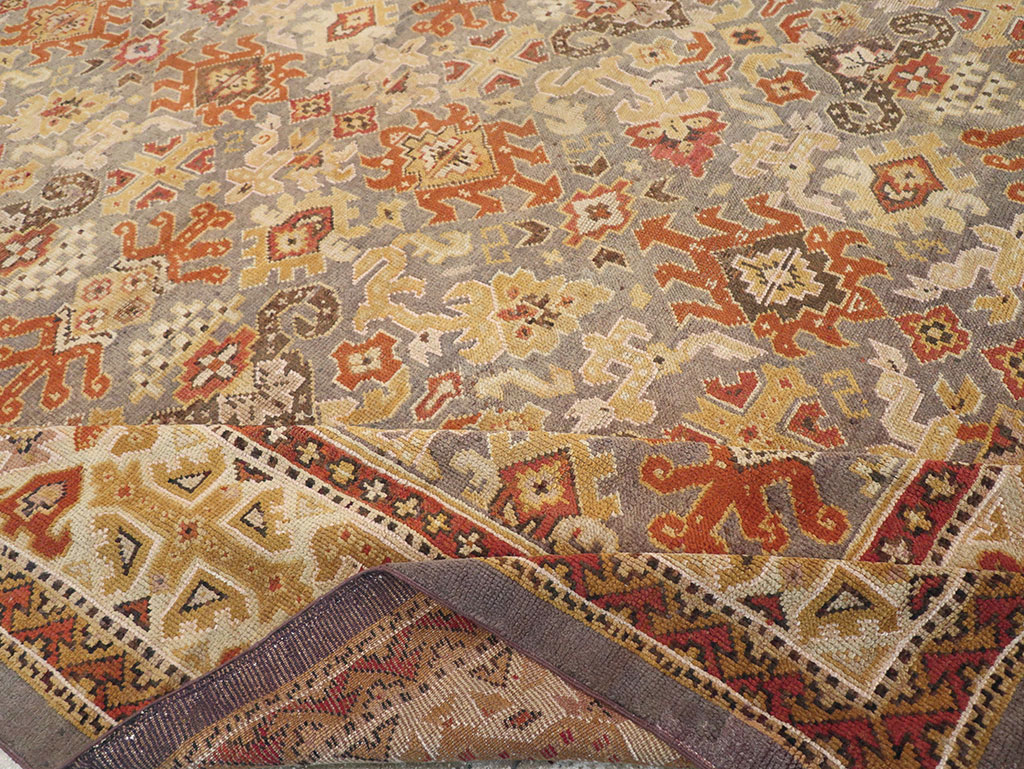 Vintage Irish Donegal Room Size Carpet, No.32312 - Staging