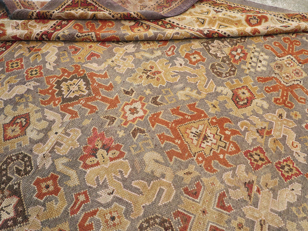 Vintage Irish Donegal Room Size Carpet, No.32312 - Staging