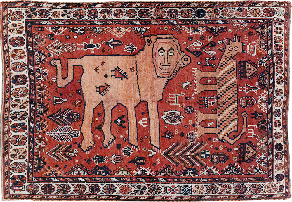 Antique Persian Shiraz Pictorial Accent Rug, No.32317 - Staging