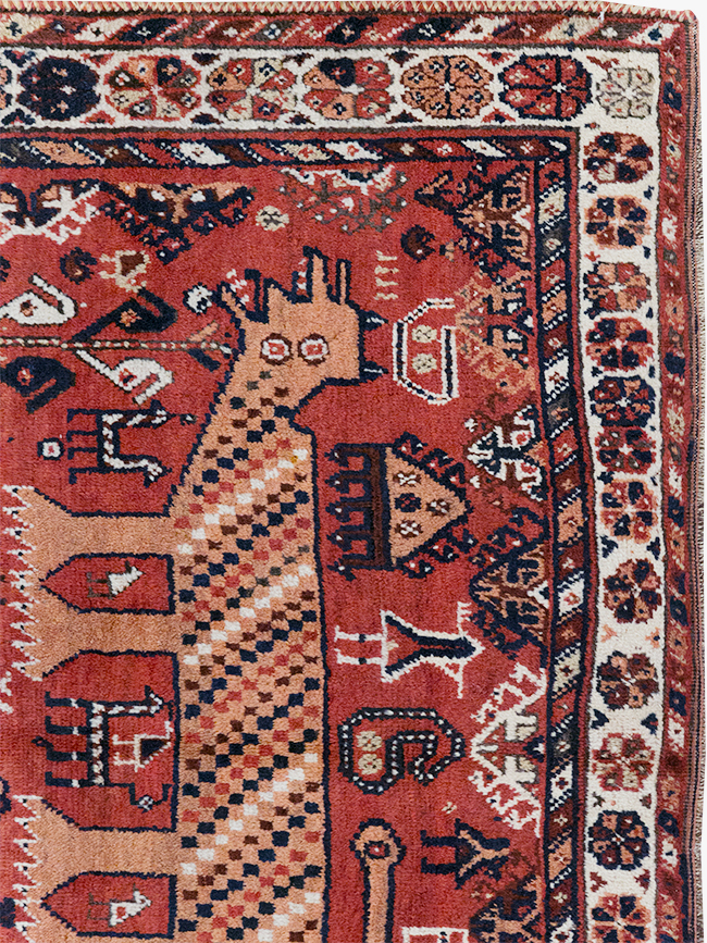 Antique Persian Shiraz Pictorial Accent Rug, No.32317 - Staging