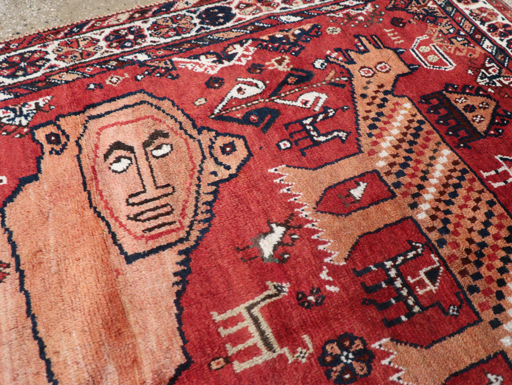 Antique Persian Shiraz Pictorial Accent Rug, No.32317 - Staging