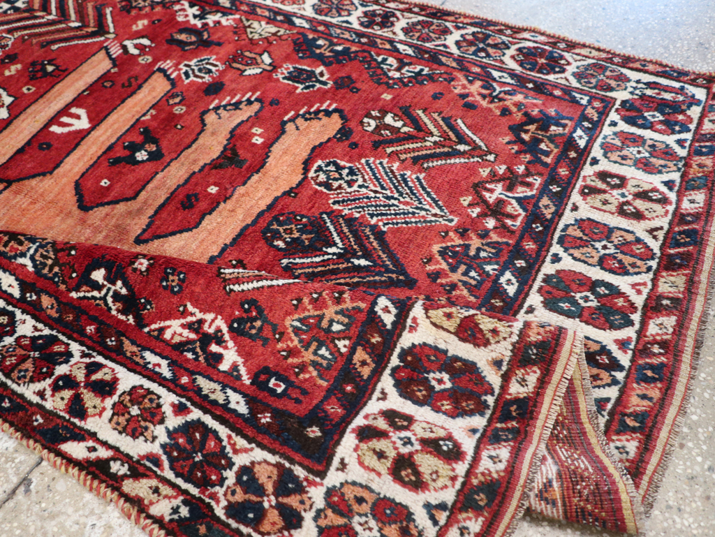 Antique Persian Shiraz Pictorial Accent Rug, No.32317 - Staging