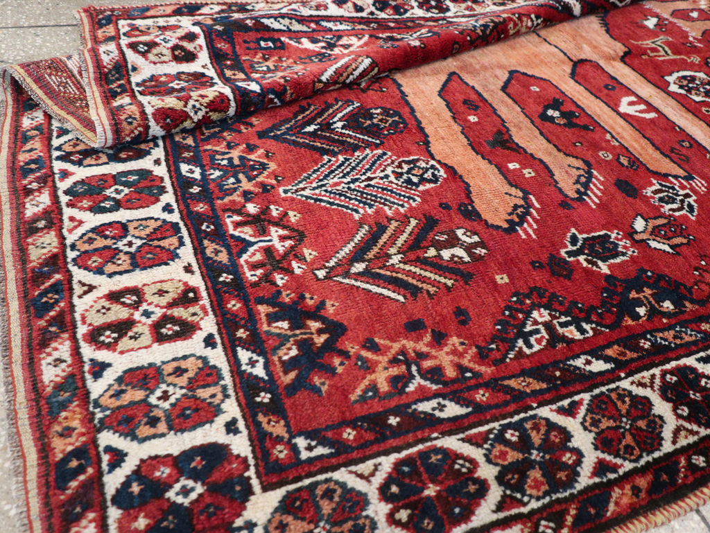 Antique Persian Shiraz Pictorial Accent Rug, No.32317 - Staging