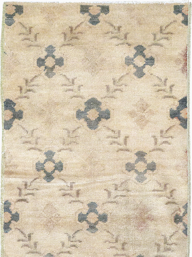 Vintage Turkish Anatolian Runner, No.32320 - Staging
