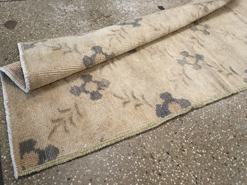 Vintage Turkish Anatolian Runner, No.32320 - Staging