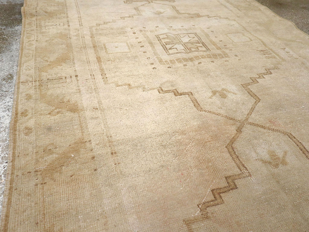 Vintage Turkish Anatolian Gallery Rug, No.32322 - Staging