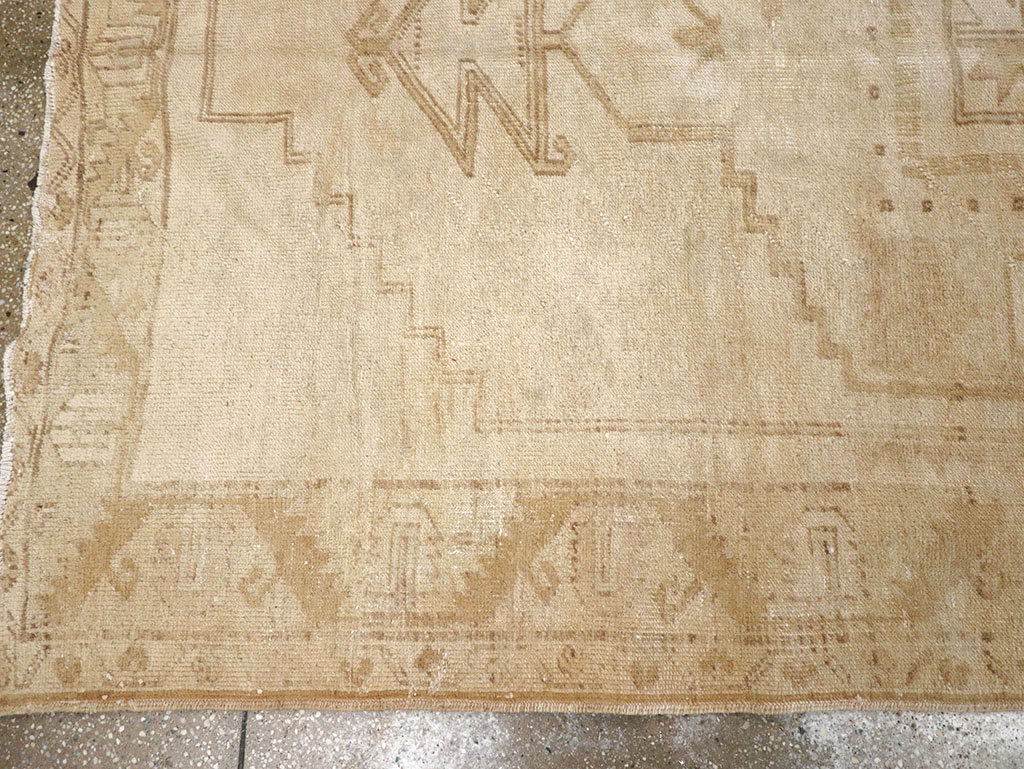 Vintage Turkish Anatolian Gallery Rug, No.32322 - Staging