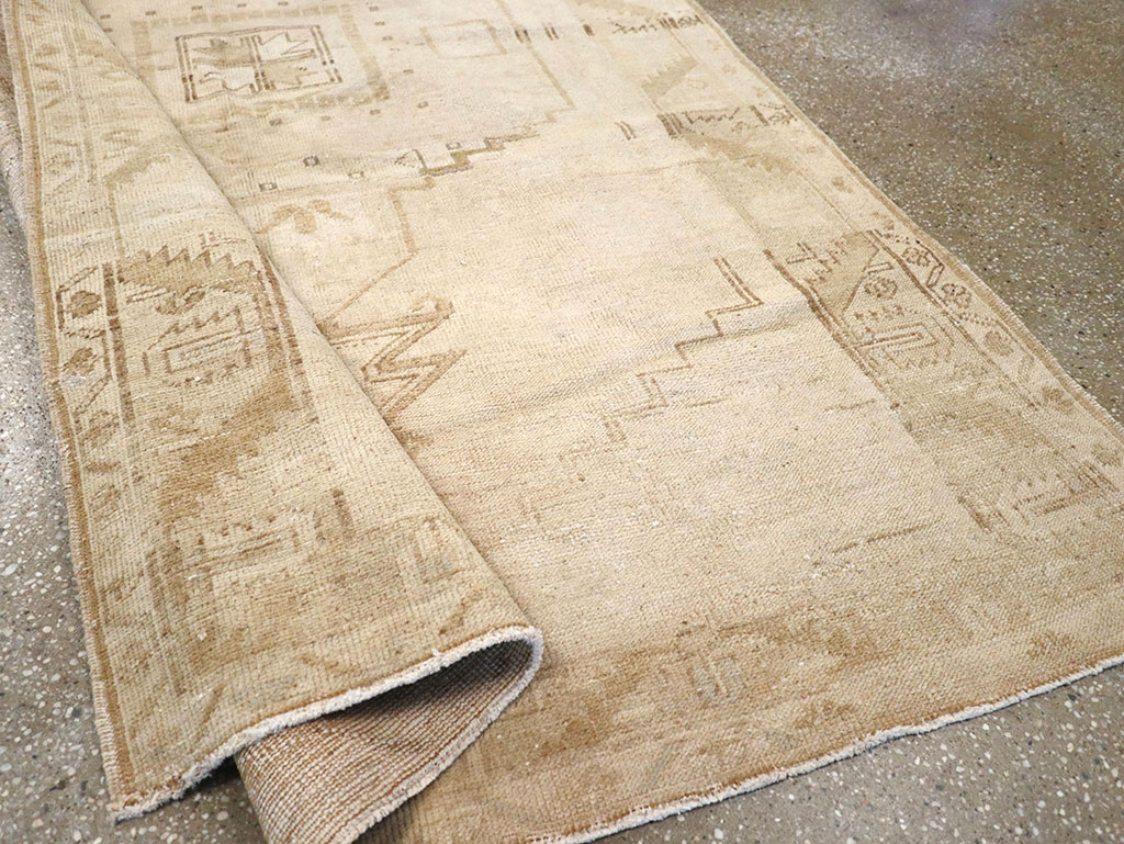 Vintage Turkish Anatolian Gallery Rug, No.32322 - Staging