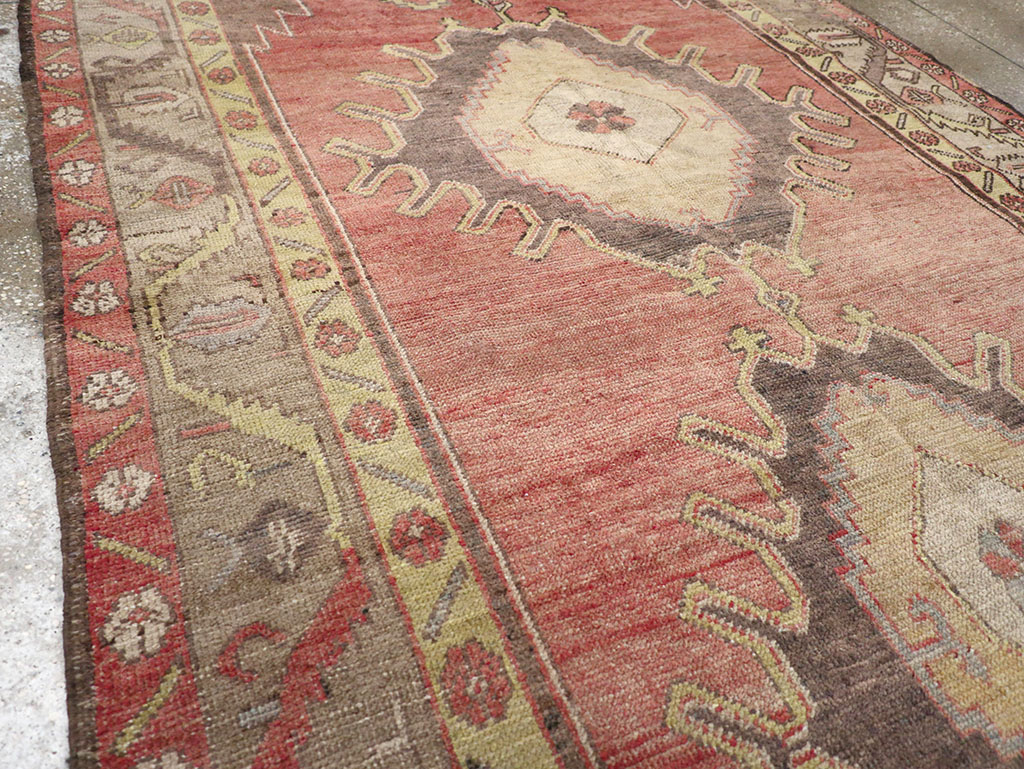 Vintage Turkish Anatolian Gallery Rug, No.32326 - Staging