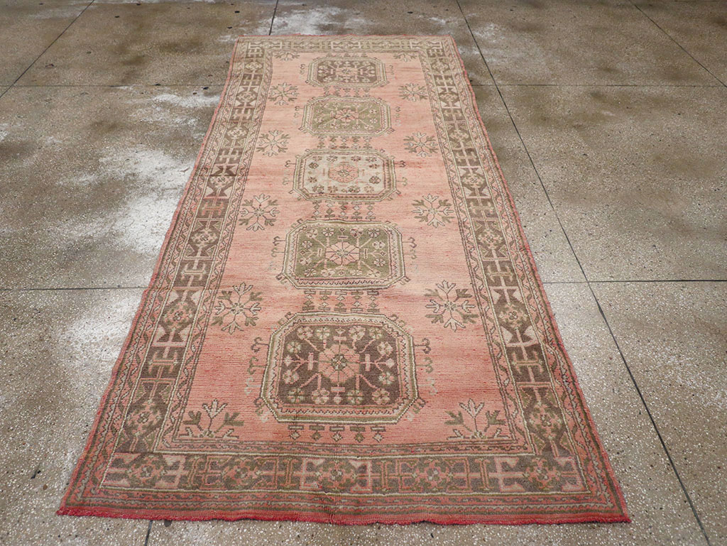Vintage Turkish Oushak Gallery Rug, No.32327 - Staging