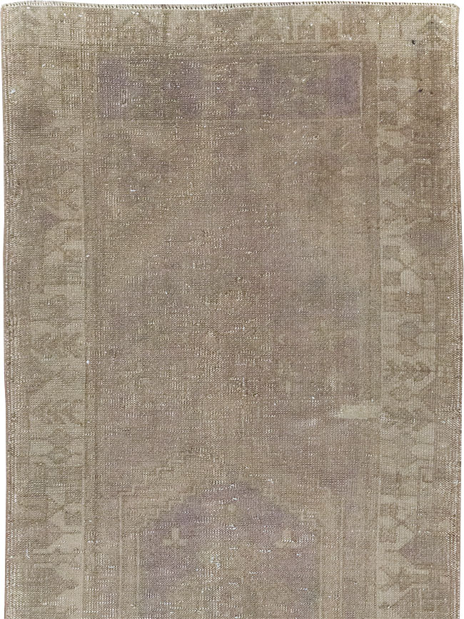 Vintage Turkish Anatolian Runner, No.32332 - Staging