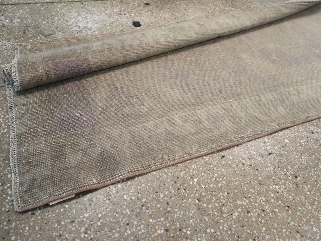 Vintage Turkish Anatolian Runner, No.32332 - Staging