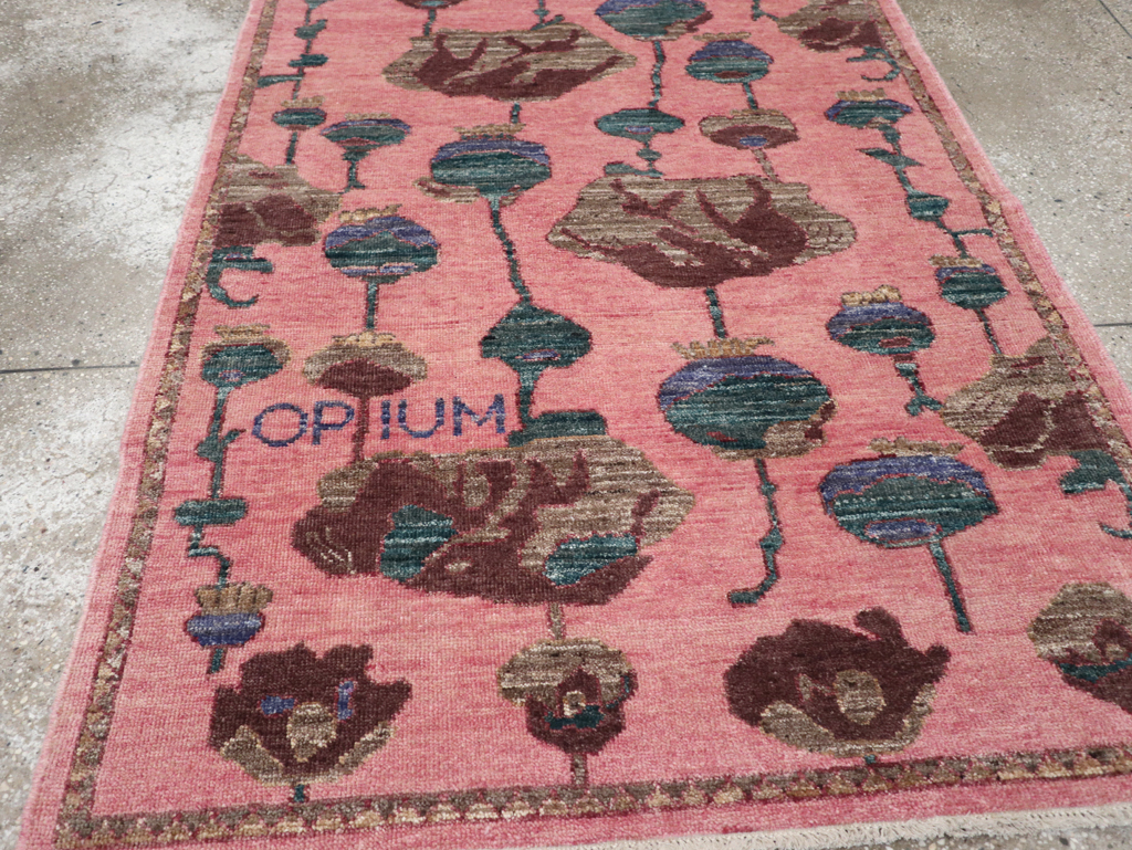 Modern Turkish Pictorial Throw Rug, No.32340 - Staging