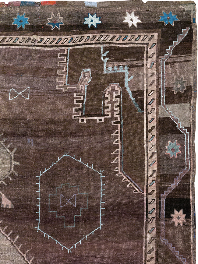 Vintage Turkish Anatolian Room Size Carpet, No.32350 - Staging