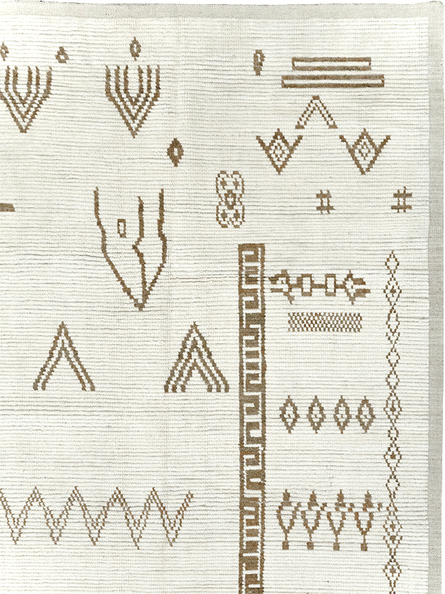 Modern Moroccan Tribal Room Size Carpet, No.32355 - Staging