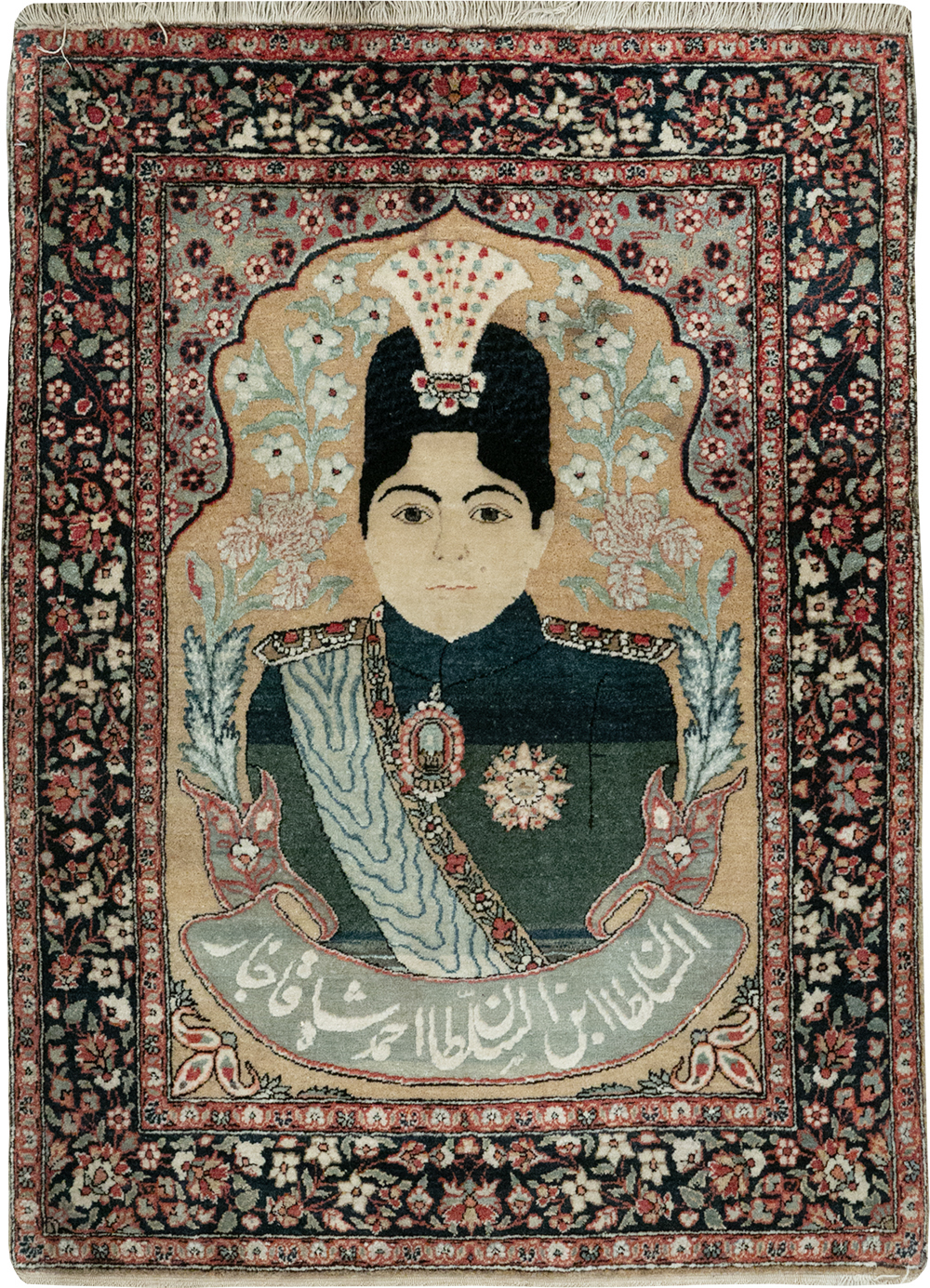 Antique Persian Pictorial Mohtasham Kashan Throw Rug, No.32361 - Staging