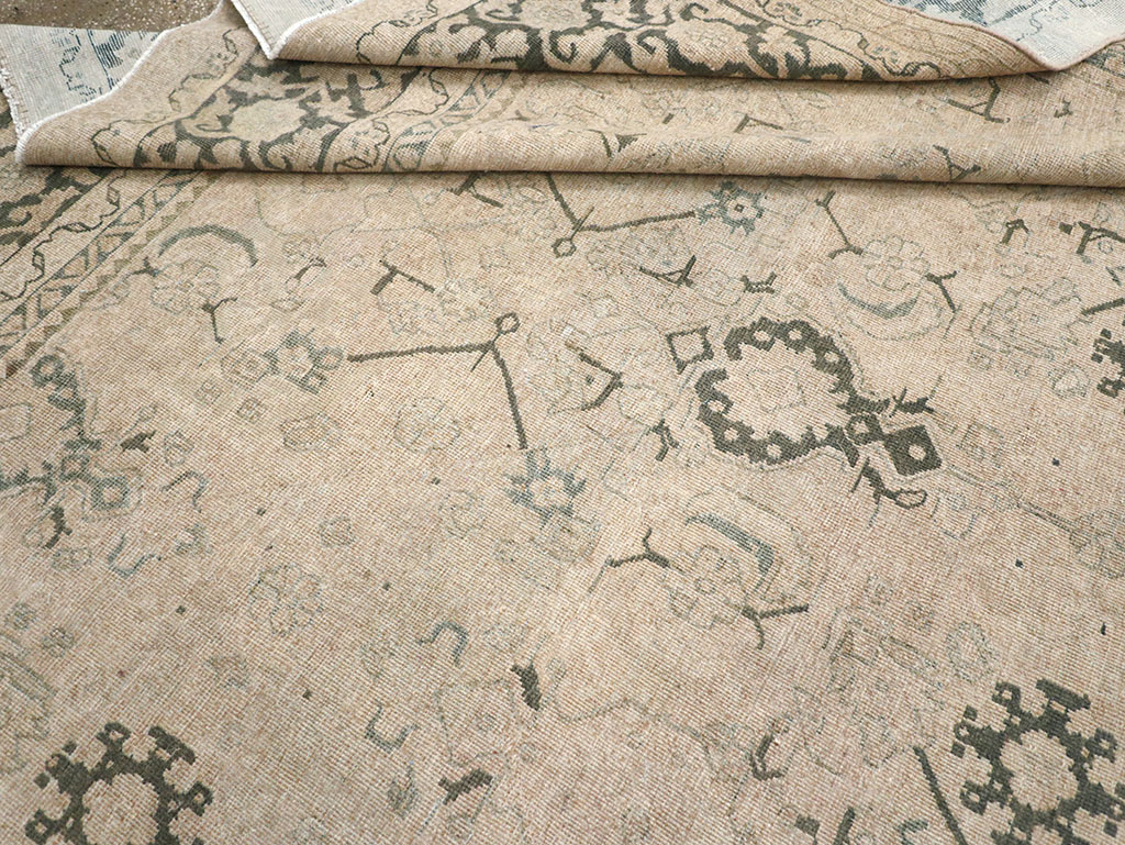 Vintage Persian Mahal Room Size Carpet, No.32366 - Staging