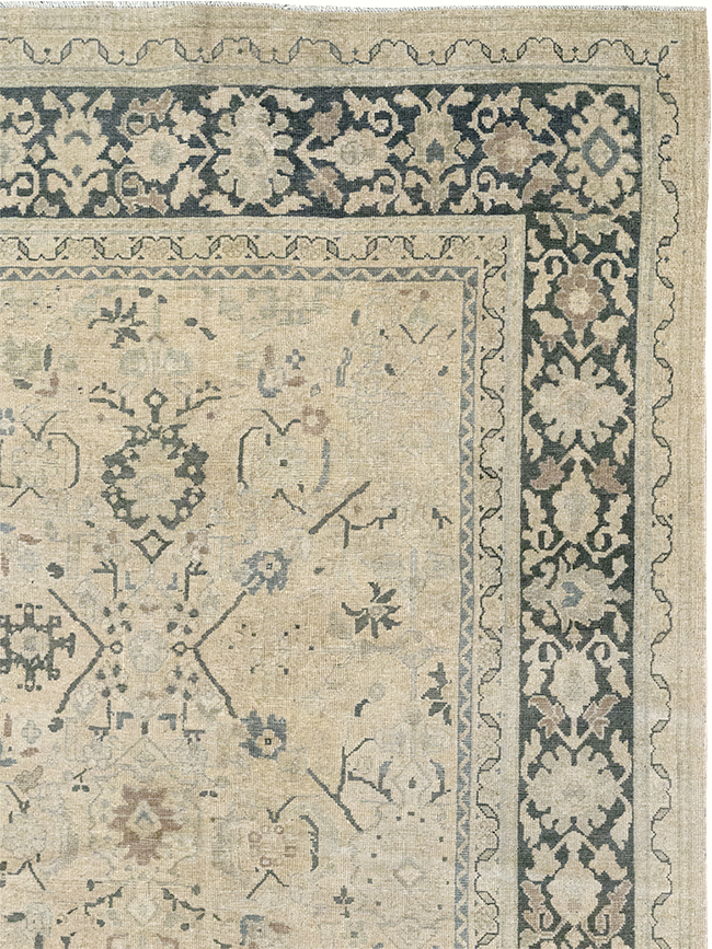 Vintage Persian Mahal Room Size Carpet, No.32367 - Staging