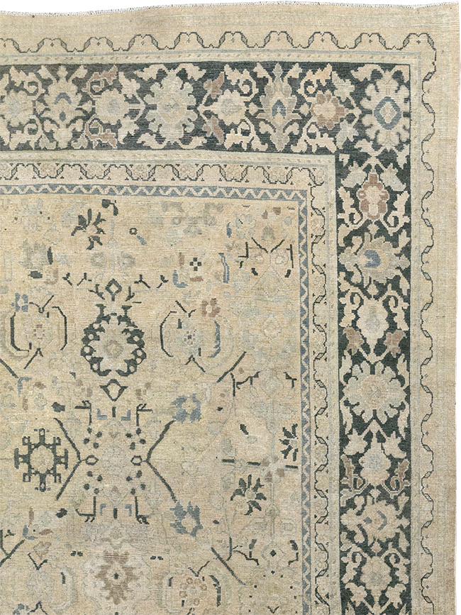Vintage Persian Mahal Room Size Carpet, No.32367 - Staging