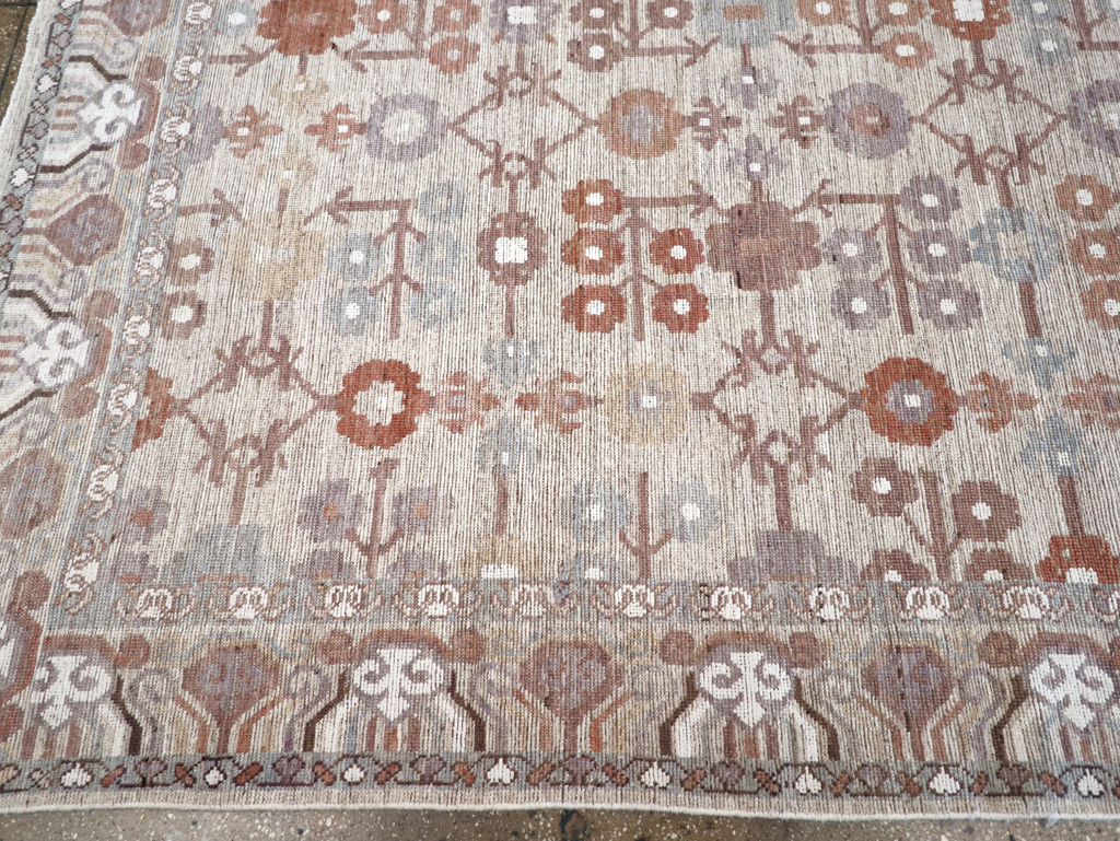 Modern East Turkestan Khotan Room Size Carpet, No.32389 - Staging
