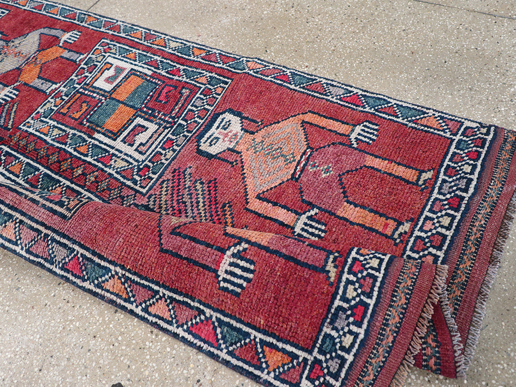 Vintage Turkish Anatolian Pictorial Runner, No.32408 - Staging