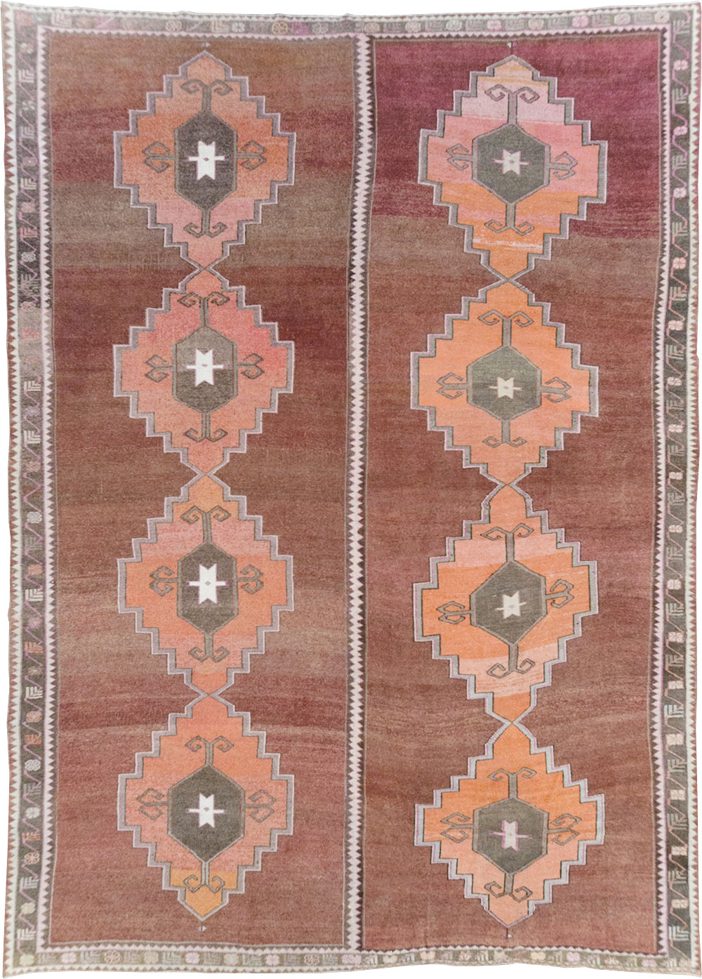 Vintage Turkish Anatolian Room Size Carpet, No.32409 - Staging