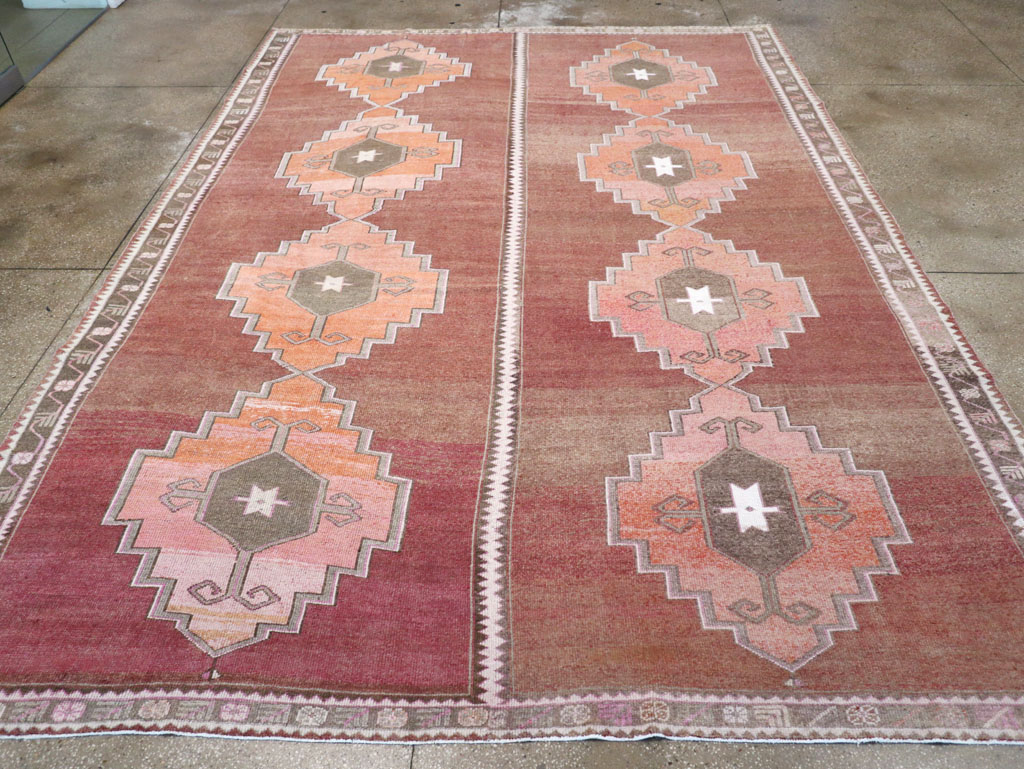 Vintage Turkish Anatolian Room Size Carpet, No.32409 - Staging