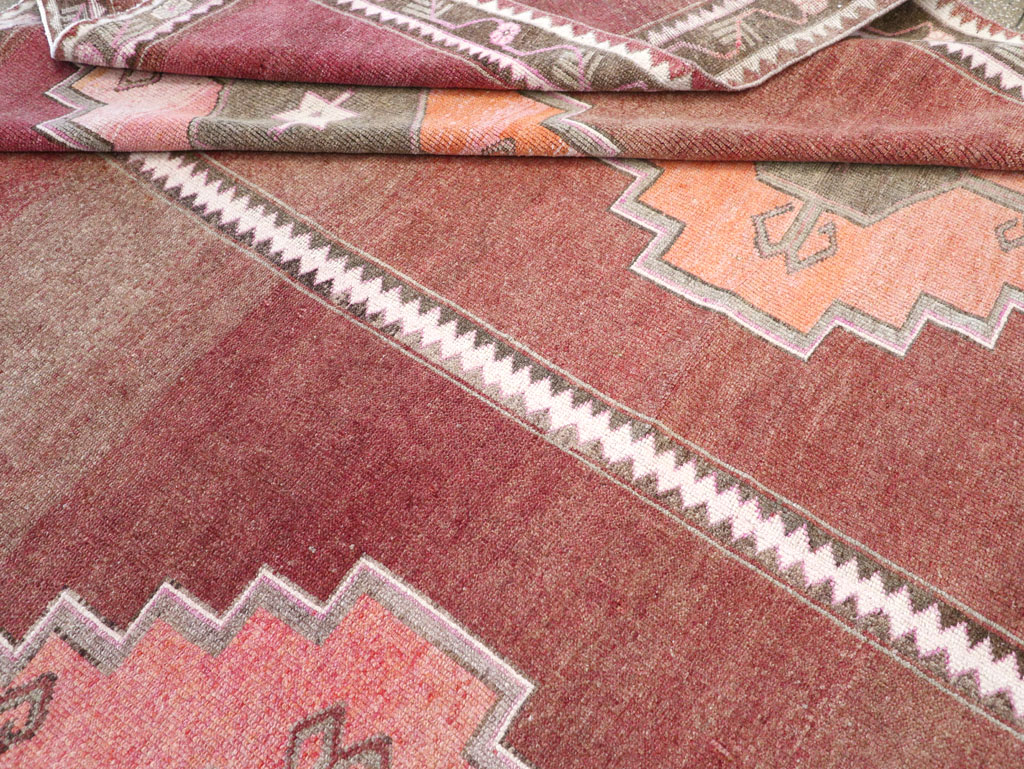 Vintage Turkish Anatolian Room Size Carpet, No.32409 - Staging