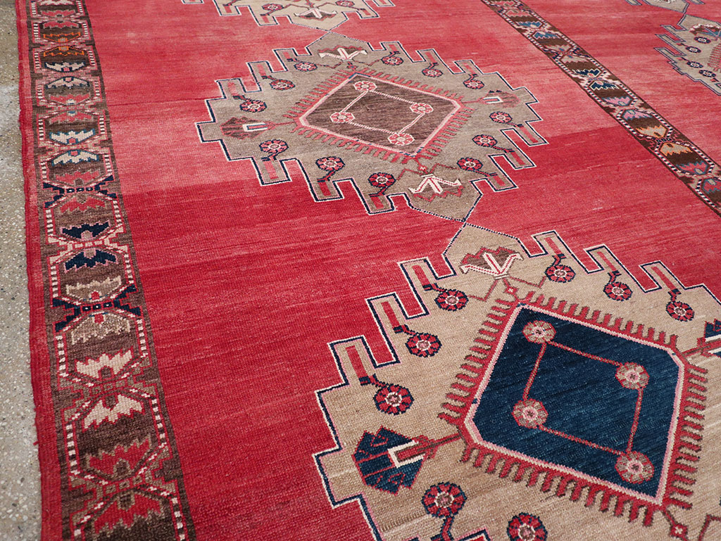 Vintage Turkish Anatolian Room Size Carpet, No.32410 - Staging