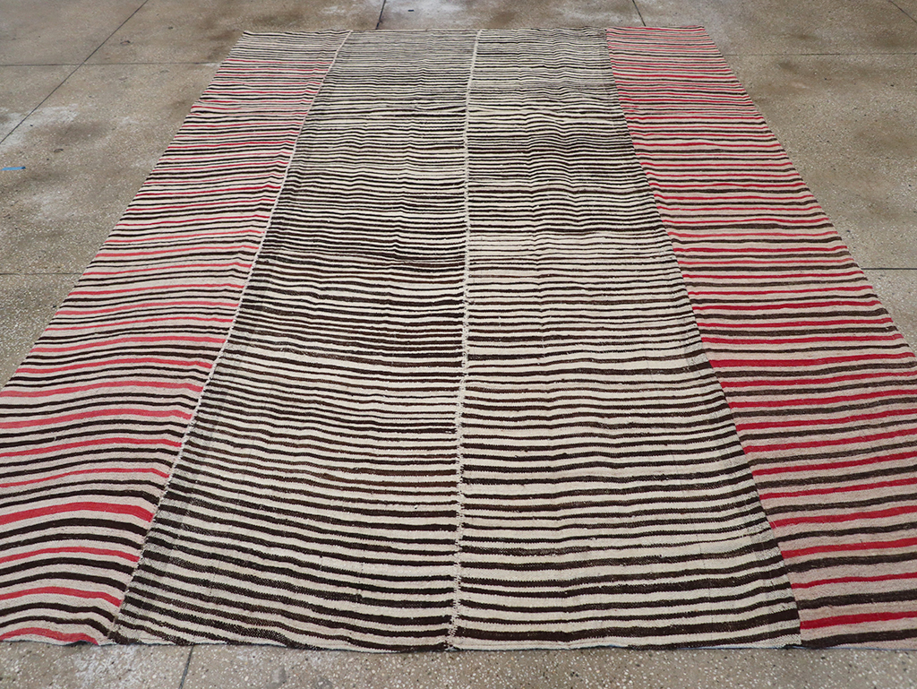 Vintage Persian Flatweave Kilim Room Size Carpet, No.32434 - Staging