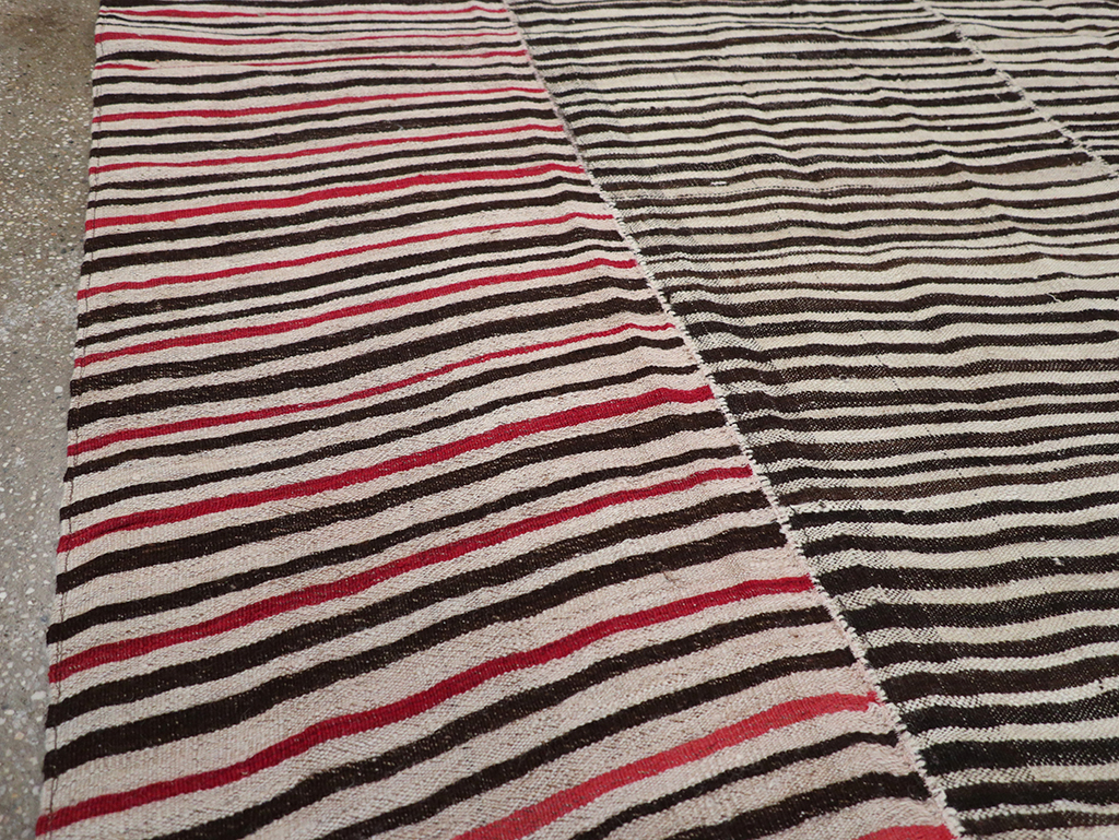 Vintage Persian Flatweave Kilim Room Size Carpet, No.32434 - Staging