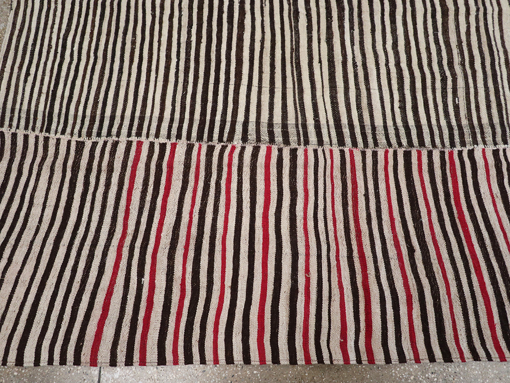 Vintage Persian Flatweave Kilim Room Size Carpet, No.32434 - Staging