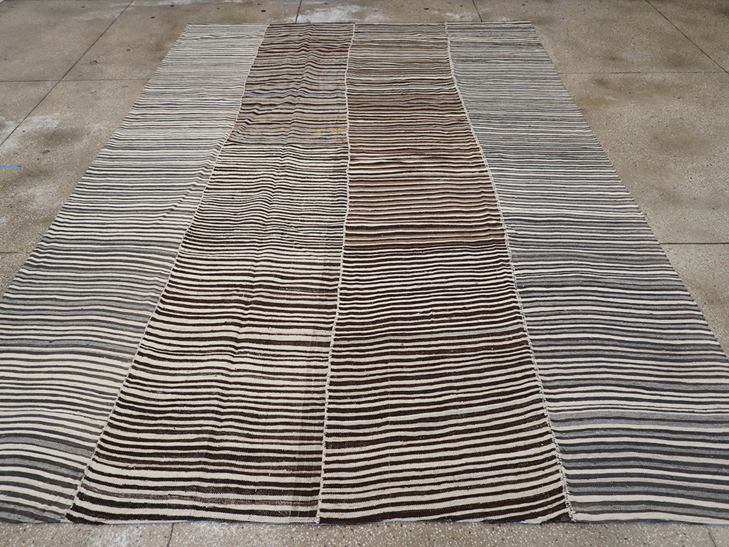 Vintage Persian Flatweave Kilim Room Size Carpet, No.32435 - Staging