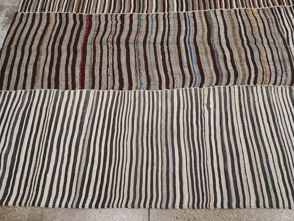 Vintage Persian Flatweave Kilim Room Size Carpet, No.32435 - Staging