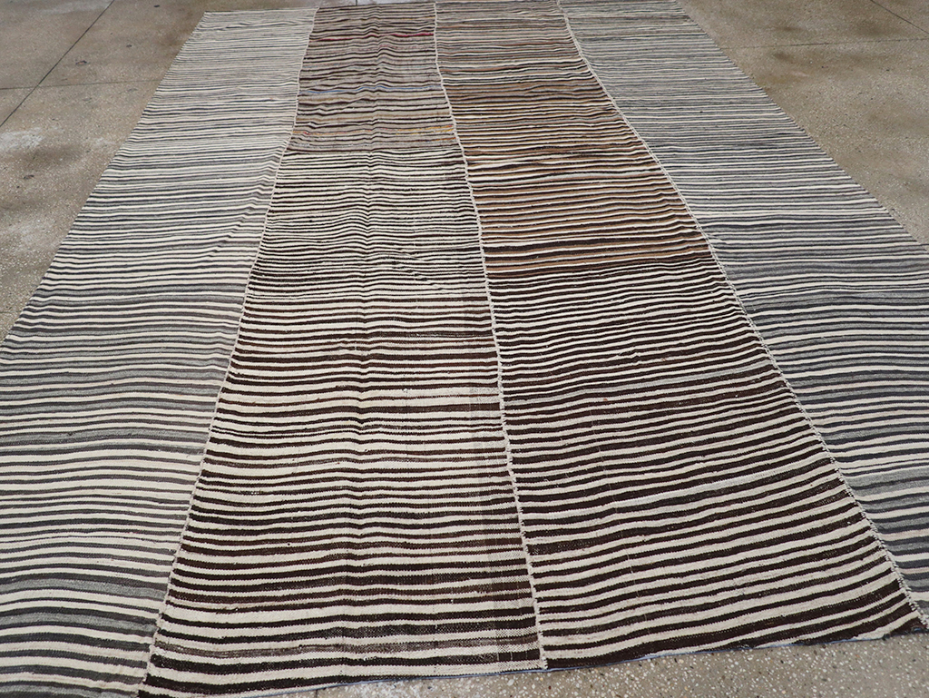 Vintage Persian Flatweave Kilim Room Size Carpet, No.32435 - Staging