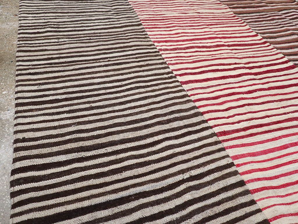 Vintage Persian Flatweave Kilim Room Size Carpet, No.32436 - Staging