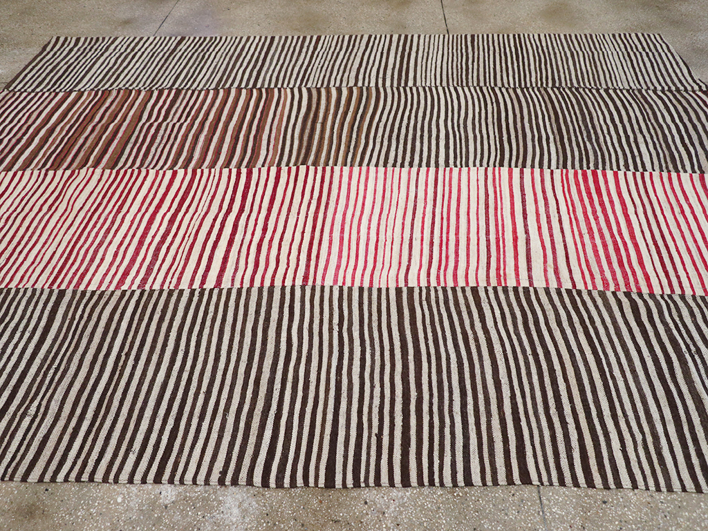 Vintage Persian Flatweave Kilim Room Size Carpet, No.32436 - Staging