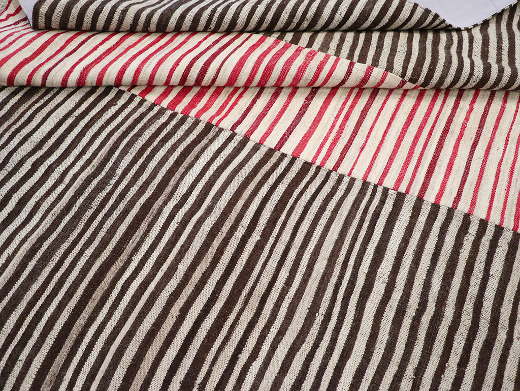 Vintage Persian Flatweave Kilim Room Size Carpet, No.32436 - Staging