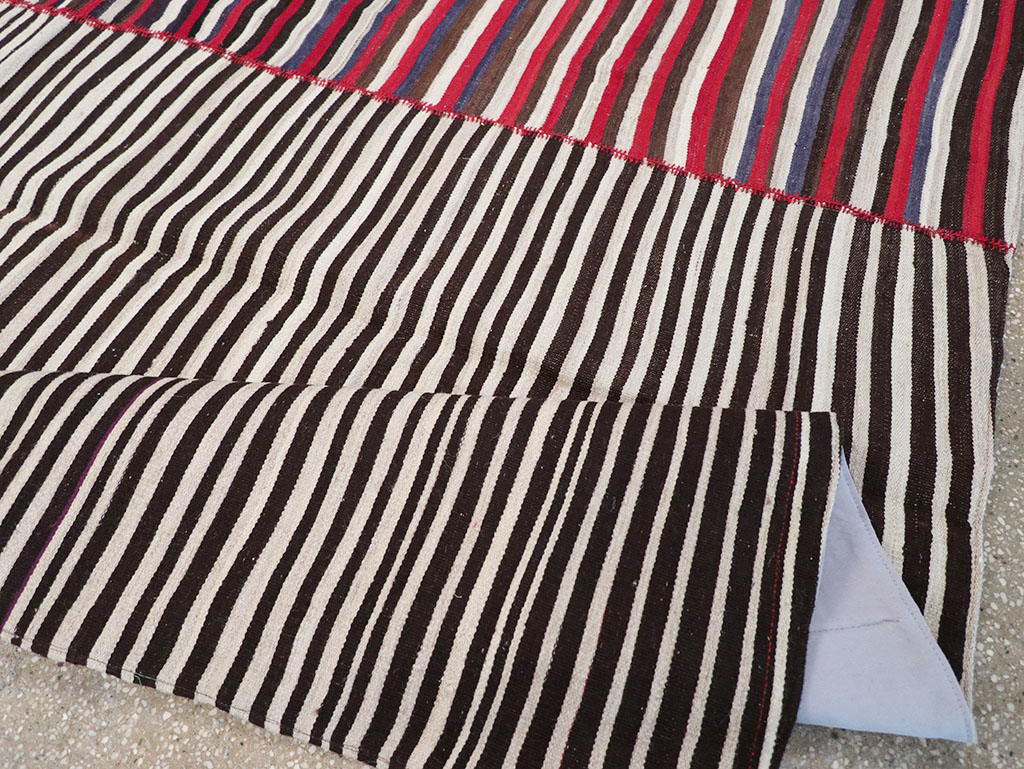 Vintage Persian Flatweave Kilim Accent Carpet, No.32438 - Staging