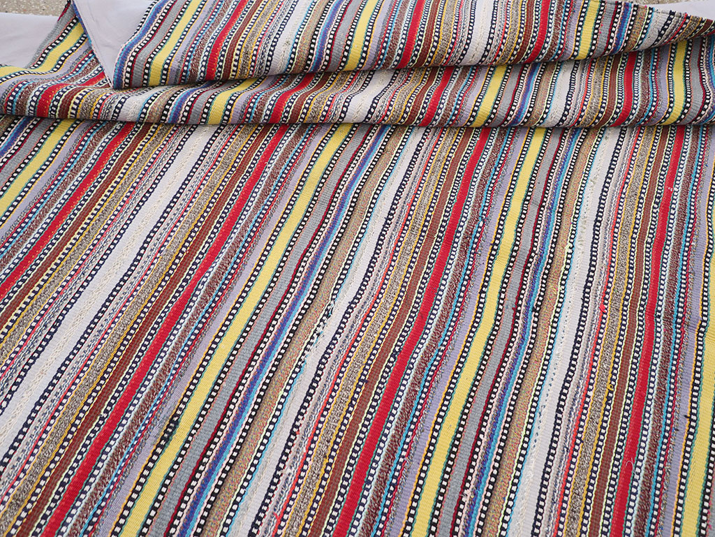 Vintage Persian Flatweave Kilim Small Room Size Carpet, No.32441 - Staging