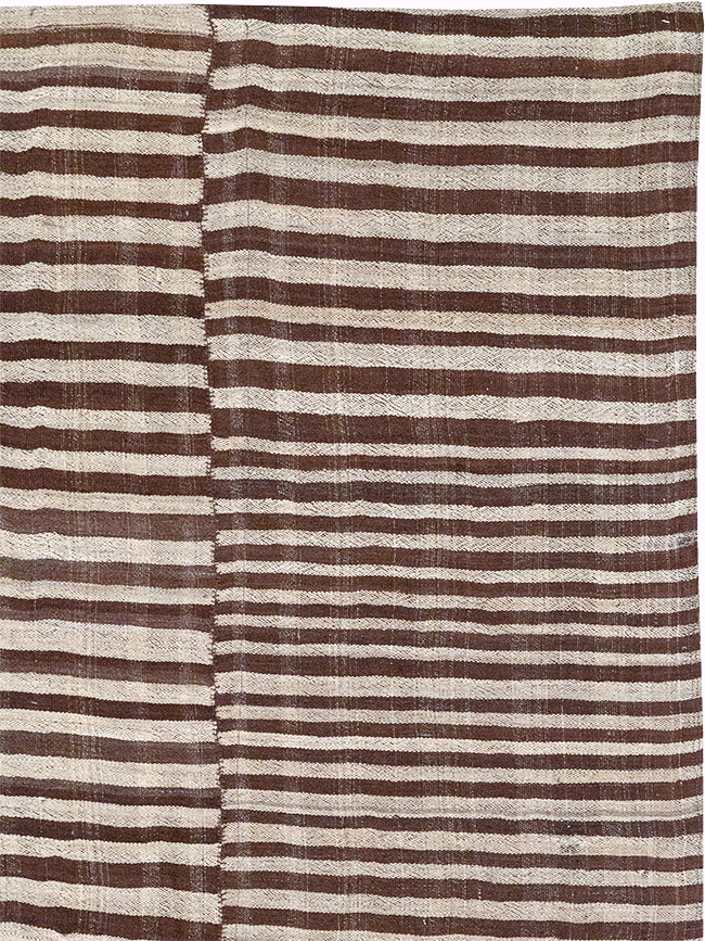 Vintage Persian Flatweave Kilim Room Size Carpet, No.32442 - Staging