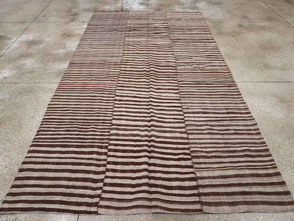 Vintage Persian Flatweave Kilim Room Size Carpet, No.32442 - Staging