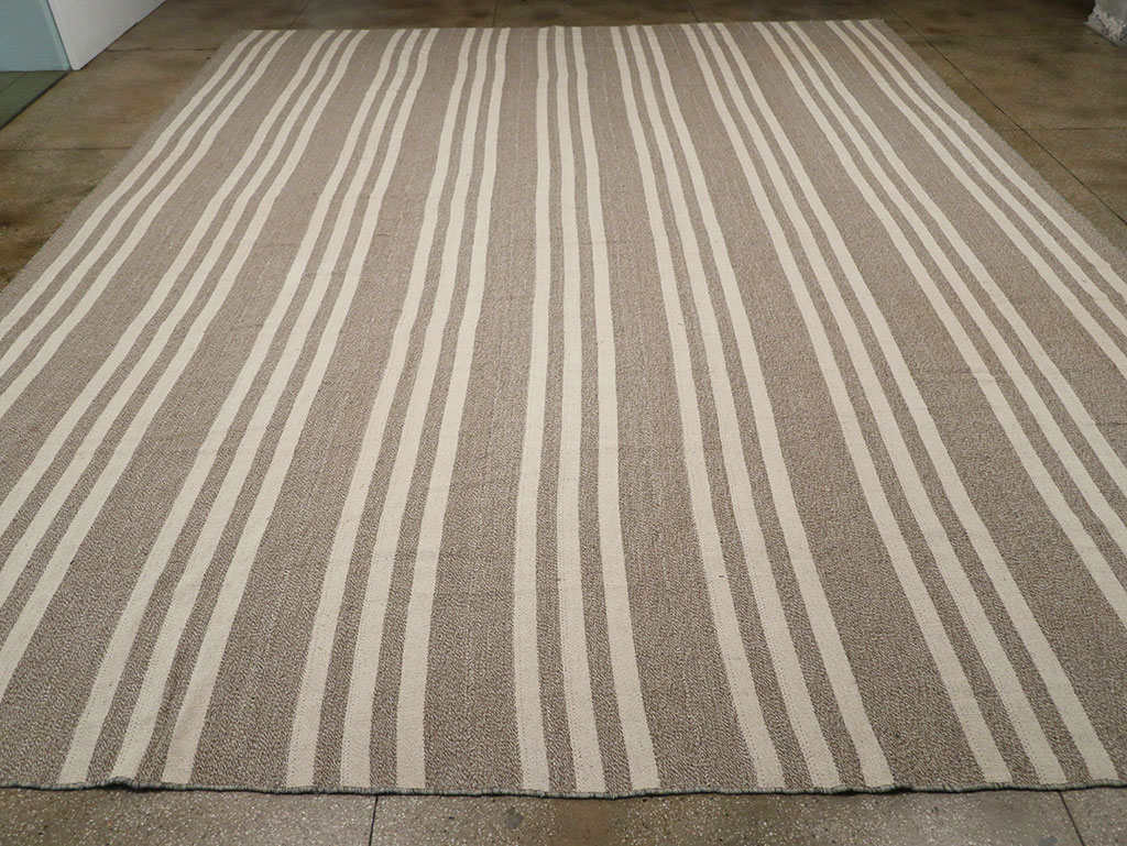 Modern Turkish Flatweave Kilim Large Carpet, No.32443 - Staging