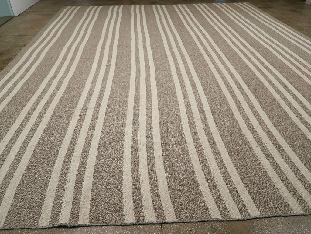 Modern Turkish Flatweave Kilim Large Carpet, No.32443 - Staging