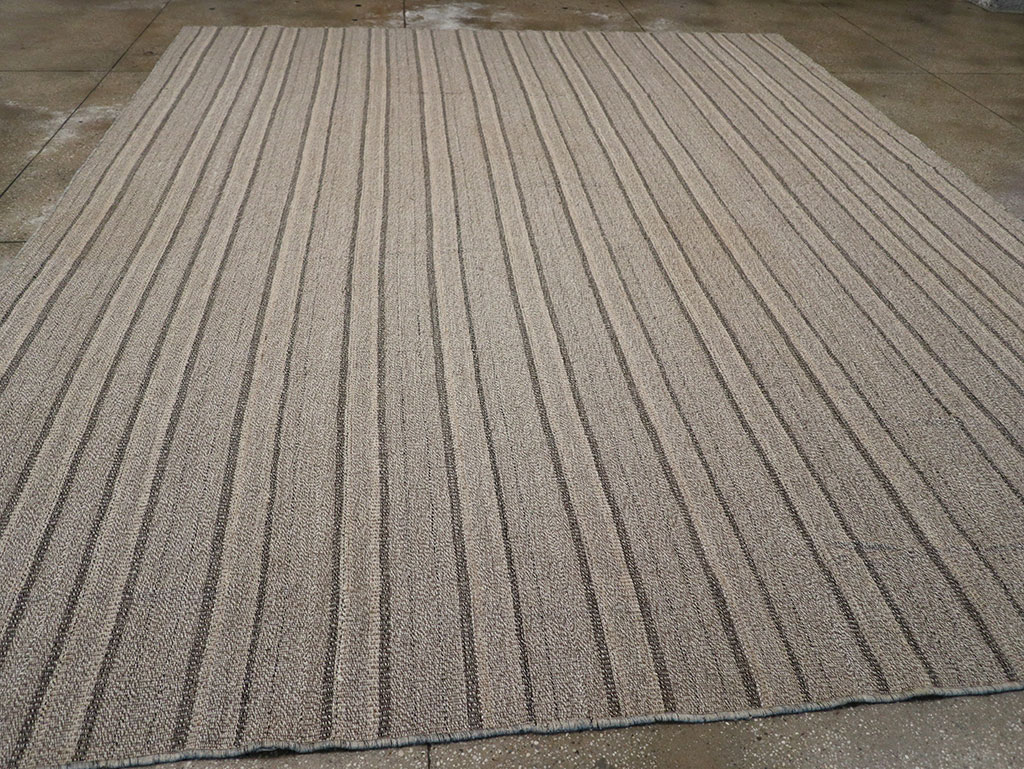 Modern Persian Flatweave Kilim Room Size Carpet, No.32445 - Staging